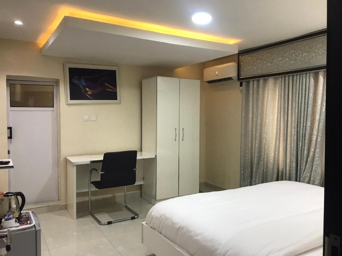 Appleville Suites Ikeja Exterior photo