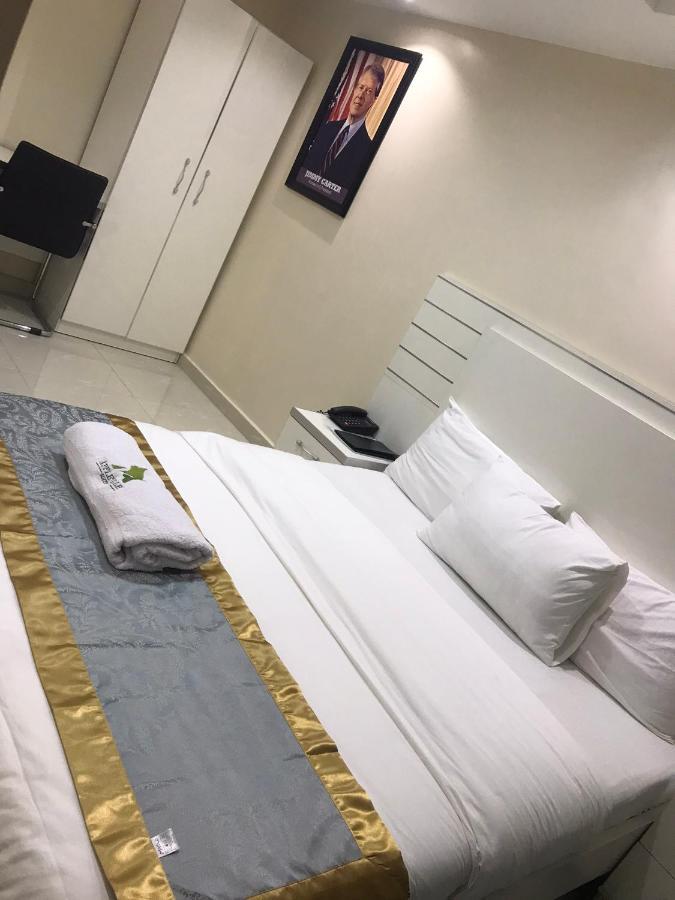 Appleville Suites Ikeja Exterior photo