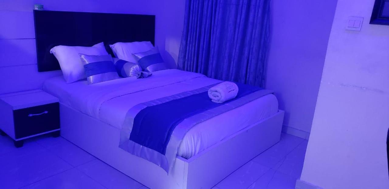 Appleville Suites Ikeja Exterior photo