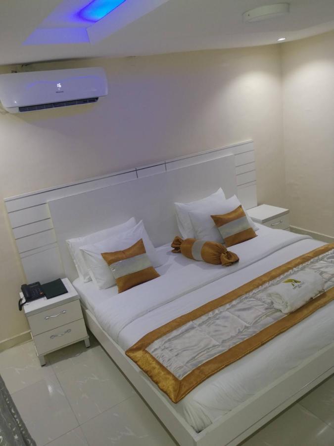 Appleville Suites Ikeja Exterior photo