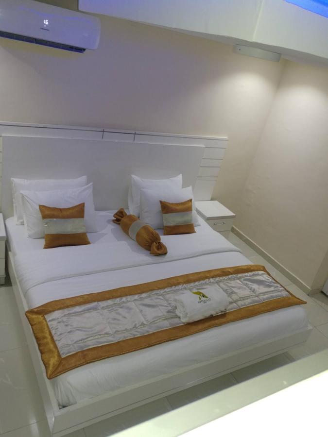 Appleville Suites Ikeja Exterior photo