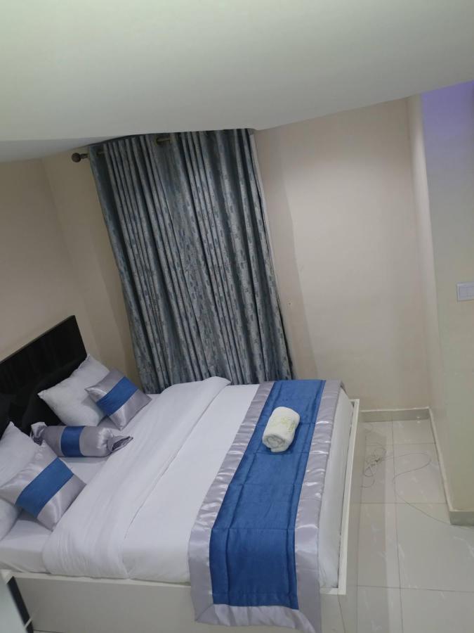 Appleville Suites Ikeja Exterior photo