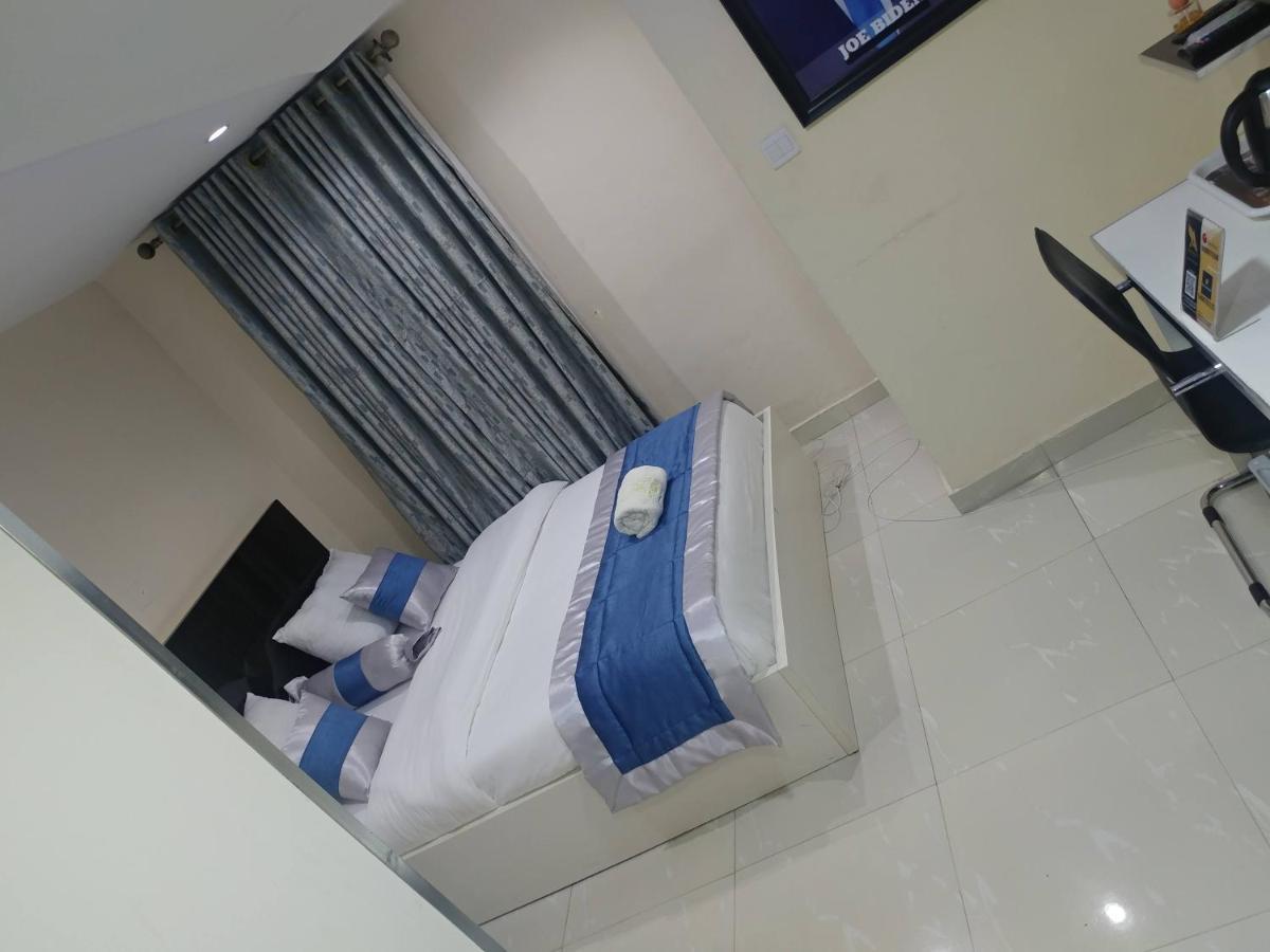 Appleville Suites Ikeja Exterior photo